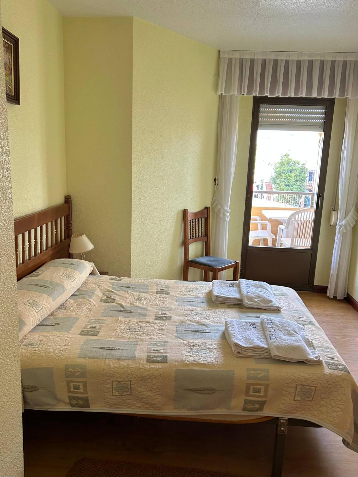 Apartamentos De La Hoz Isla Exterior photo