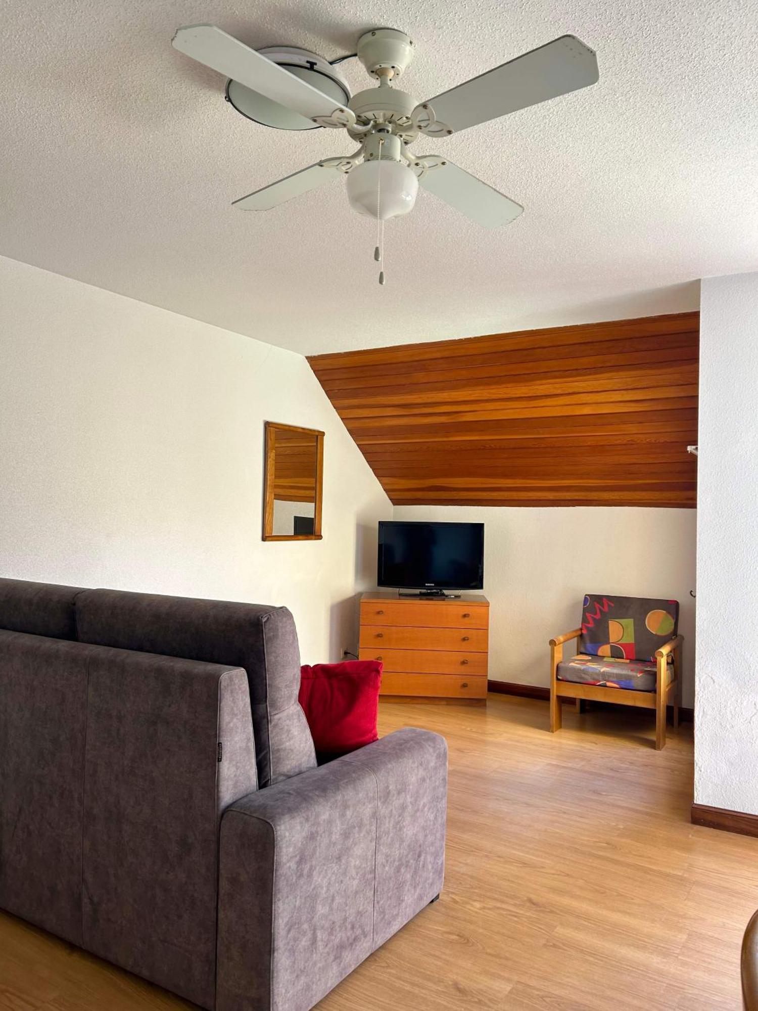 Apartamentos De La Hoz Isla Exterior photo